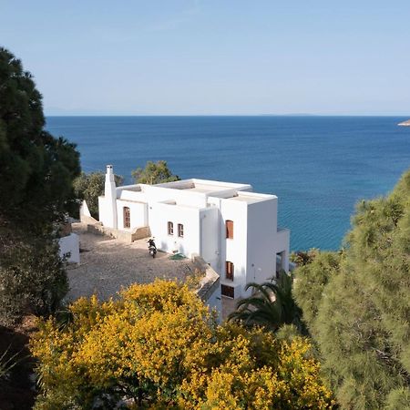 Ivi Beach Front Villa, Leros Vromolithos Екстериор снимка