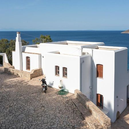 Ivi Beach Front Villa, Leros Vromolithos Екстериор снимка