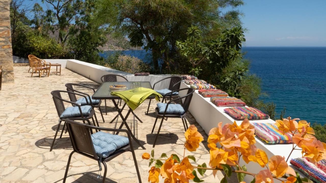 Ivi Beach Front Villa, Leros Vromolithos Екстериор снимка