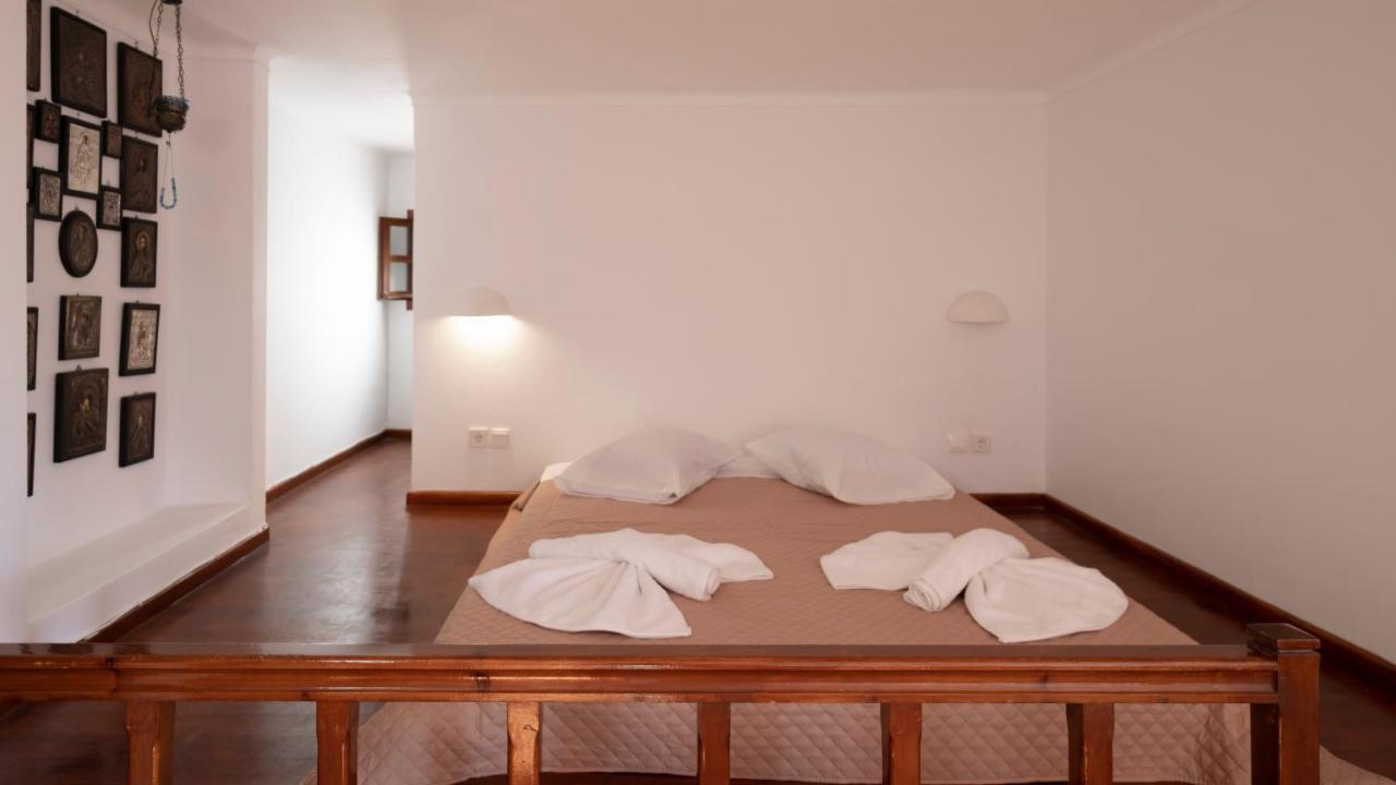 Ivi Beach Front Villa, Leros Vromolithos Екстериор снимка